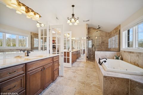 Tiny photo for 7 Preston Court, Lincolnshire, IL 60069 (MLS # 12561208)