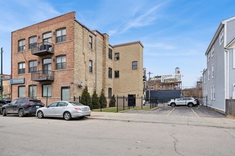 Photo of 1560 W Wabansia Avenue #3F, Chicago, IL 60642 (MLS # 12559835)