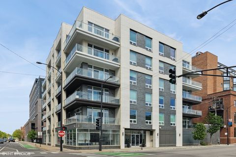 236 S Racine Avenue 304 Chicago IL 60607