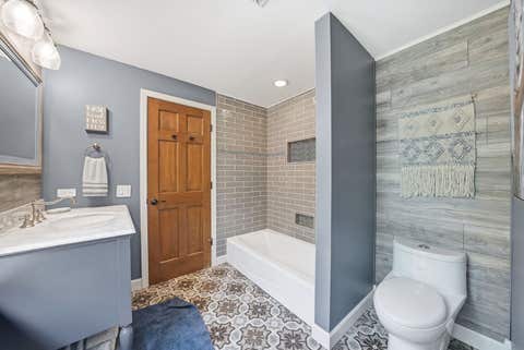 Tiny photo for 25990 N Oak Hills Road, Lake Barrington, IL 60010 (MLS # 12693138)