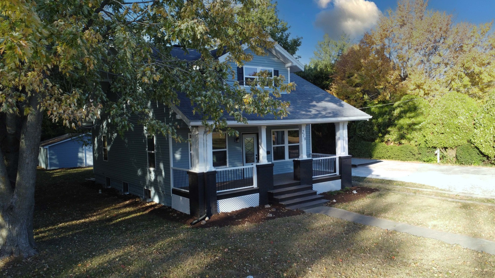 219 W Jones Street
