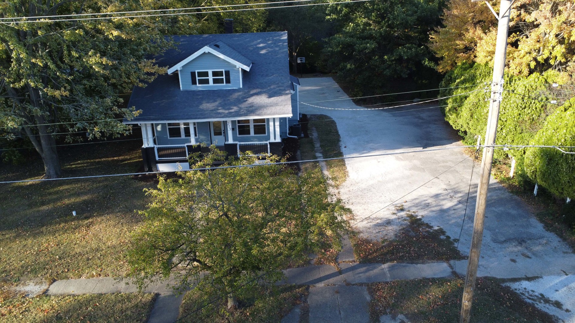 219 W Jones Street