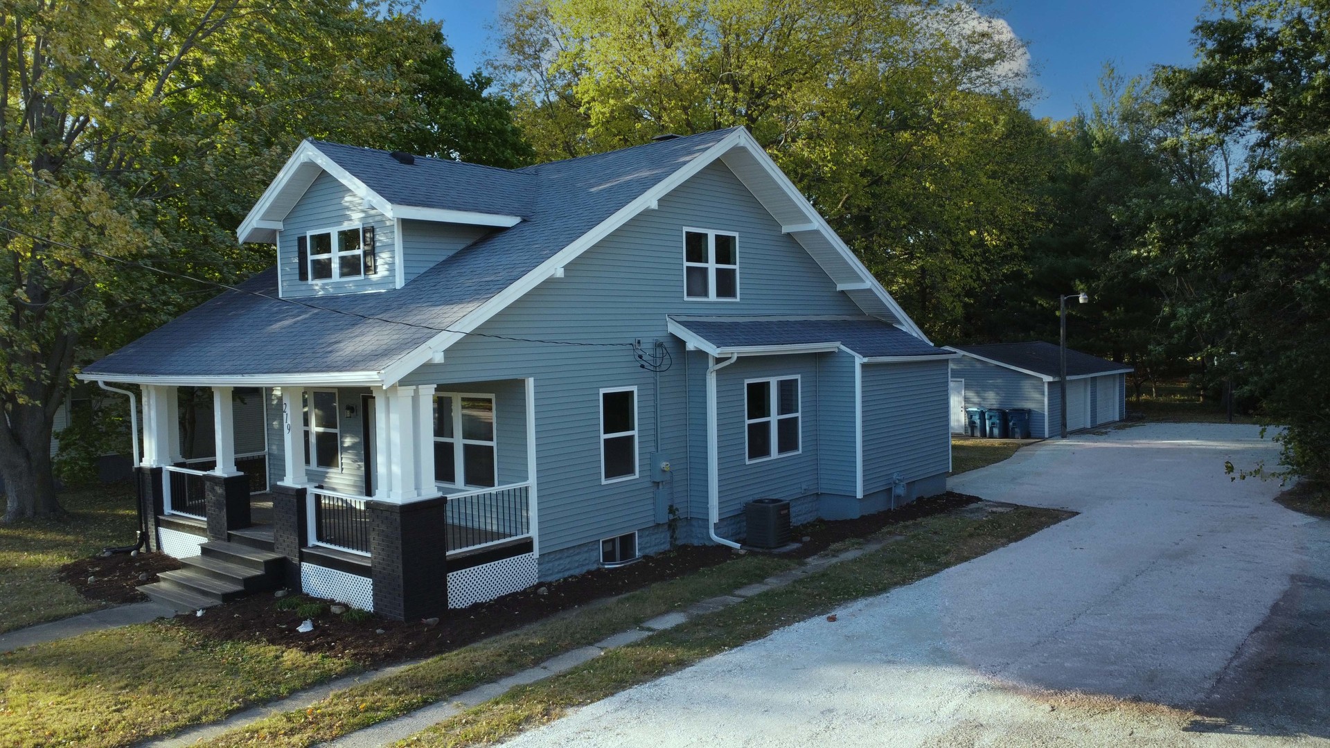 219 W Jones Street