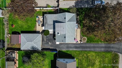 Tiny photo for 916 N Roberta Avenue, Melrose Park, IL 60164 (MLS # 12579364)