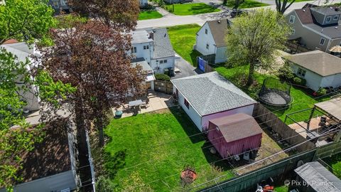 Tiny photo for 916 N Roberta Avenue, Melrose Park, IL 60164 (MLS # 12579364)