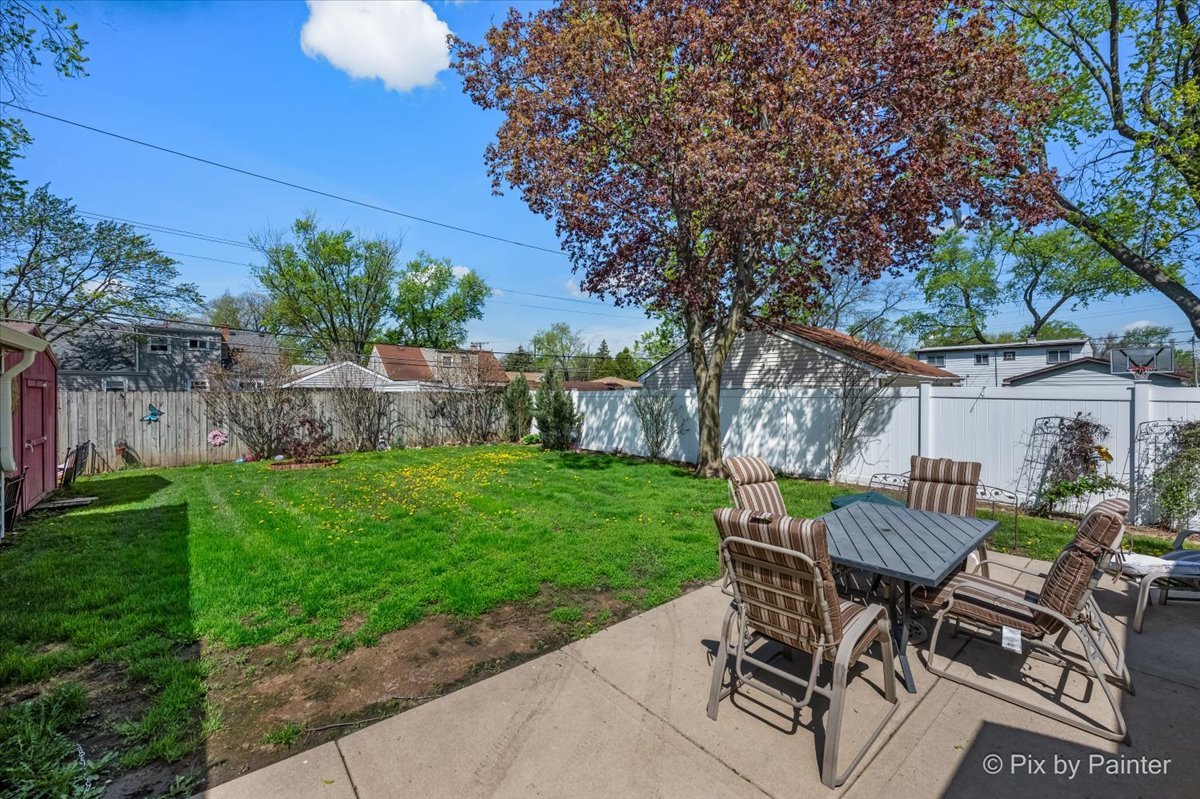 916 N Roberta Avenue