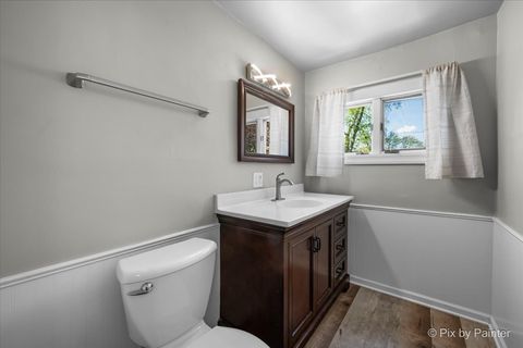 Tiny photo for 916 N Roberta Avenue, Melrose Park, IL 60164 (MLS # 12579364)