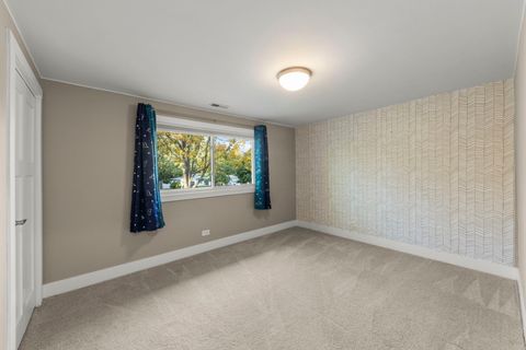 Tiny photo for 314 Brookside Circle, Wheaton, IL 60187 (MLS # 12499684)