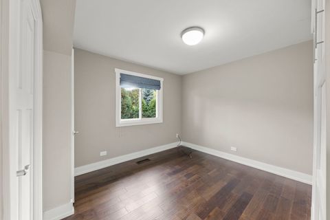 Tiny photo for 314 Brookside Circle, Wheaton, IL 60187 (MLS # 12499684)
