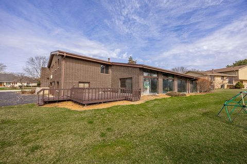 Tiny photo for 8405 Carriage Green Drive, Darien, IL 60561 (MLS # 12600119)