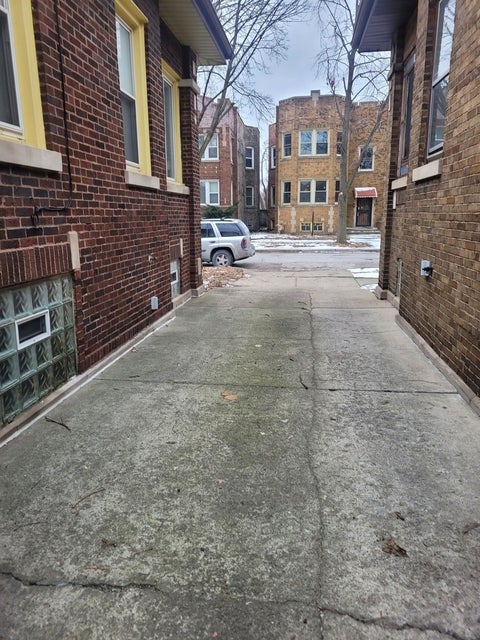Tiny photo for 7639 S Cornell Avenue, Chicago, IL 60649 (MLS # 12586194)