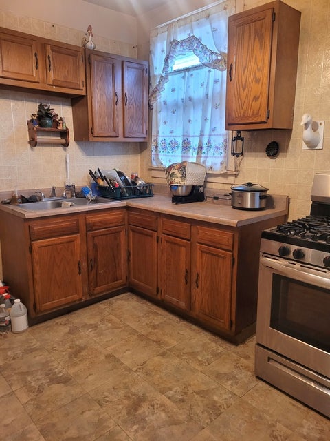 Tiny photo for 7639 S Cornell Avenue, Chicago, IL 60649 (MLS # 12586194)