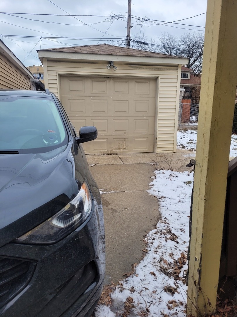 7639 S Cornell Avenue