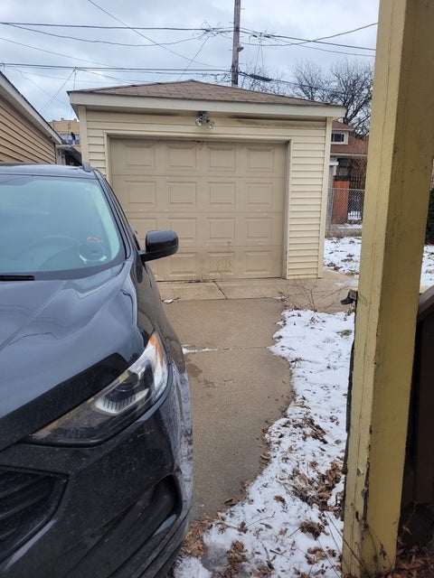 Tiny photo for 7639 S Cornell Avenue, Chicago, IL 60649 (MLS # 12586194)