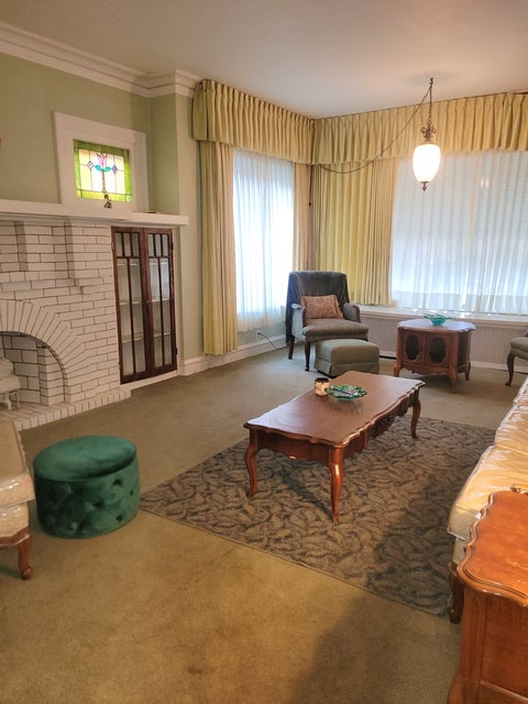 Tiny photo for 7639 S Cornell Avenue, Chicago, IL 60649 (MLS # 12586194)