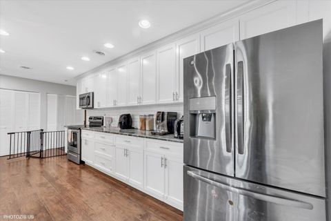 Tiny photo for 190 S WOOD DALE Road #200, Wood Dale, IL 60191 (MLS # 12522428)