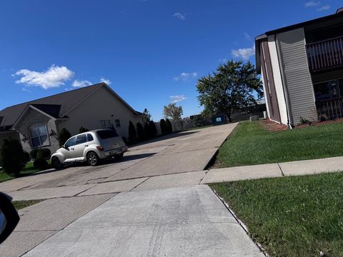 Tiny photo for 19408 Lake Shore Drive #1S, Lynwood, IL 60411 (MLS # 12505468)
