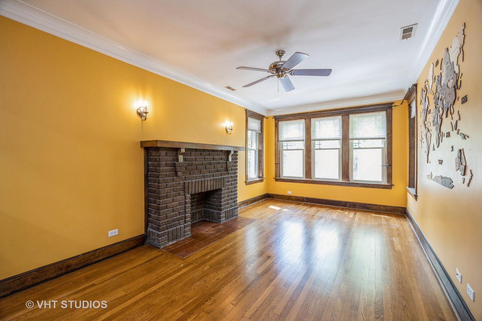 256 Pleasant Street 2