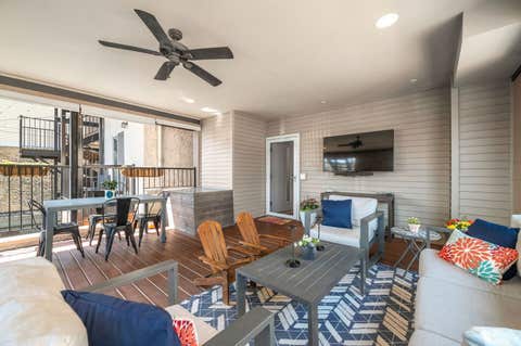 Tiny photo for 1523 N FAIRFIELD Avenue #1, Chicago, IL 60622 (MLS # 12708373)