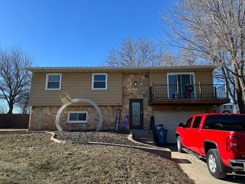 Photo of 15581 Highland Drive, Sterling, IL 61081 (MLS # 12556848)