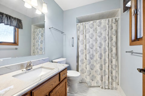 Tiny photo for 10709 S Washington Street, Oak Lawn, IL 60453 (MLS # 12704399)