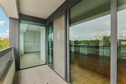 Tiny photo for 900 Chicago Avenue #416, Evanston, IL 60202 (MLS # 12476434)