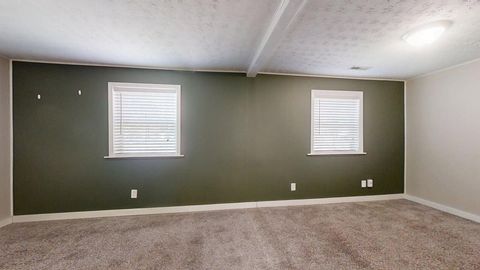 Tiny photo for 1410 S Mattis Avenue, Champaign, IL 61821 (MLS # 12507217)