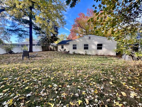 Tiny photo for 1410 S Mattis Avenue, Champaign, IL 61821 (MLS # 12507217)