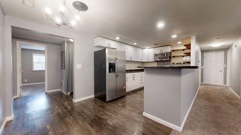 Tiny photo for 1410 S Mattis Avenue, Champaign, IL 61821 (MLS # 12507217)