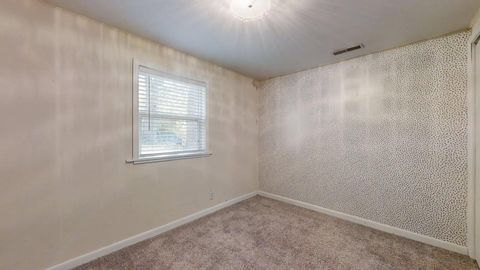 Tiny photo for 1410 S Mattis Avenue, Champaign, IL 61821 (MLS # 12507217)