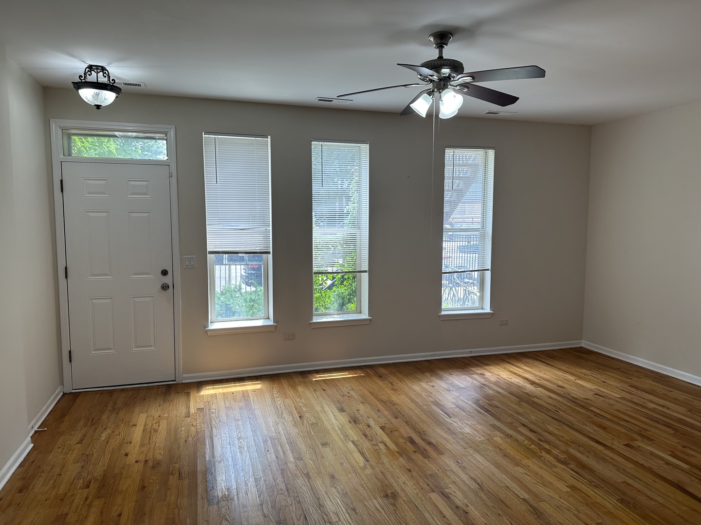 2122 W Madison Street 2