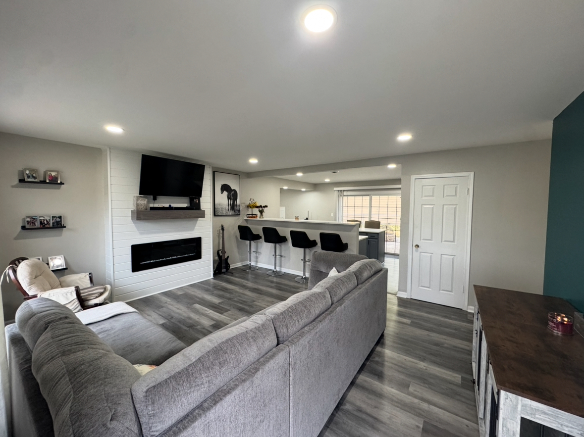 8112 S Applewood Court