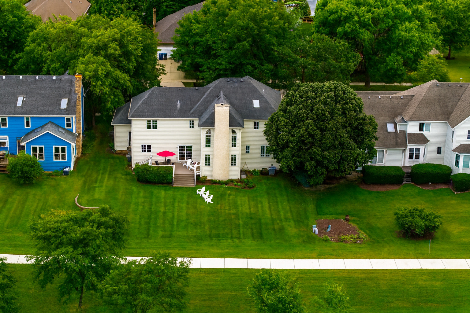 1427 Ada Lane