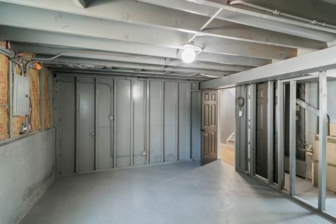 Tiny photo for 118 Windsor Lane, Glendale Heights, IL 60139 (MLS # 12615562)