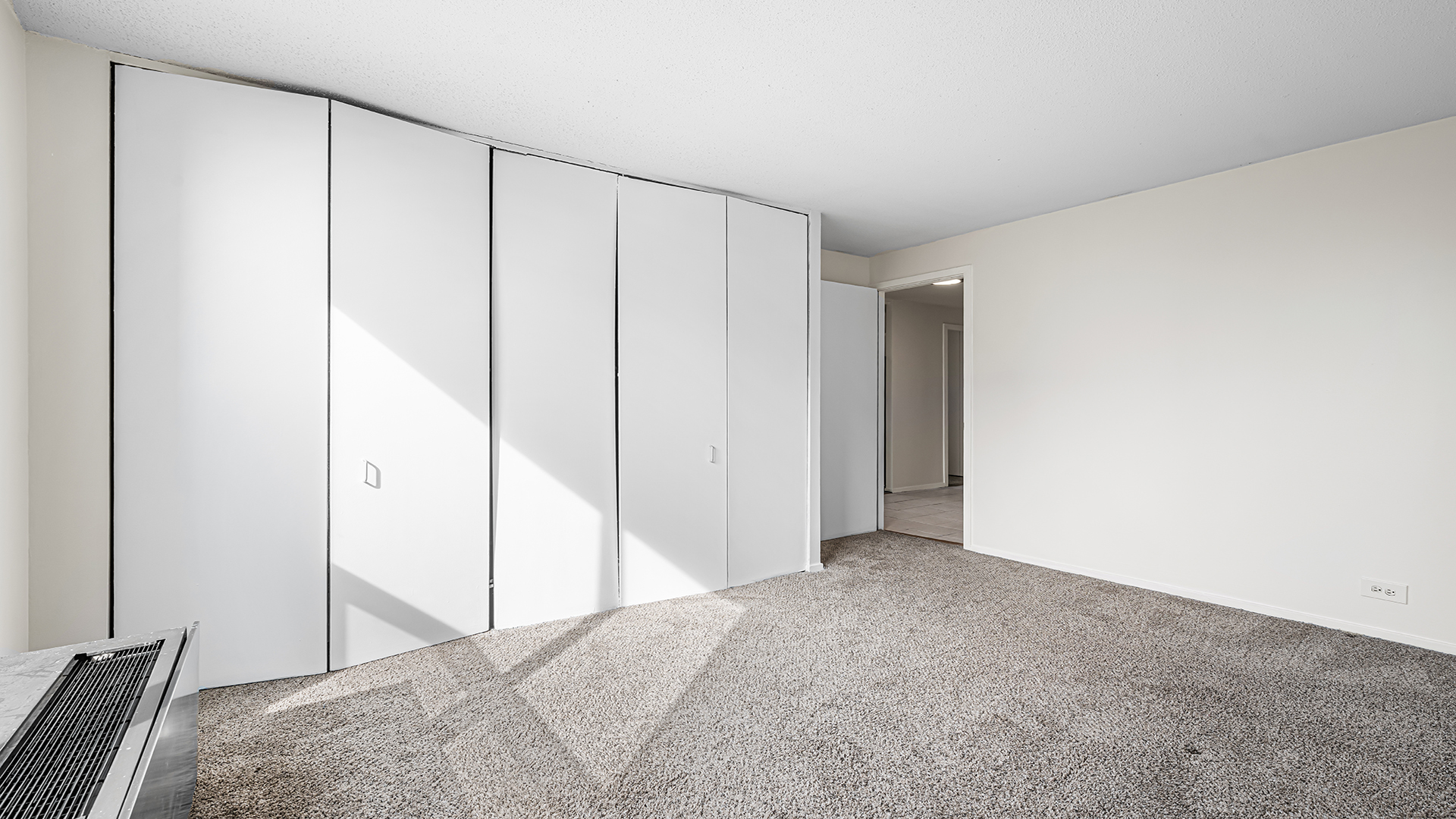 899 S Plymouth Court 503