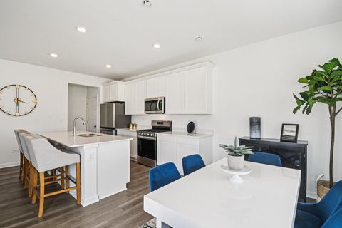 Tiny photo for 2441 Semillon Street, Oswego, IL 60543 (MLS # 12564409)