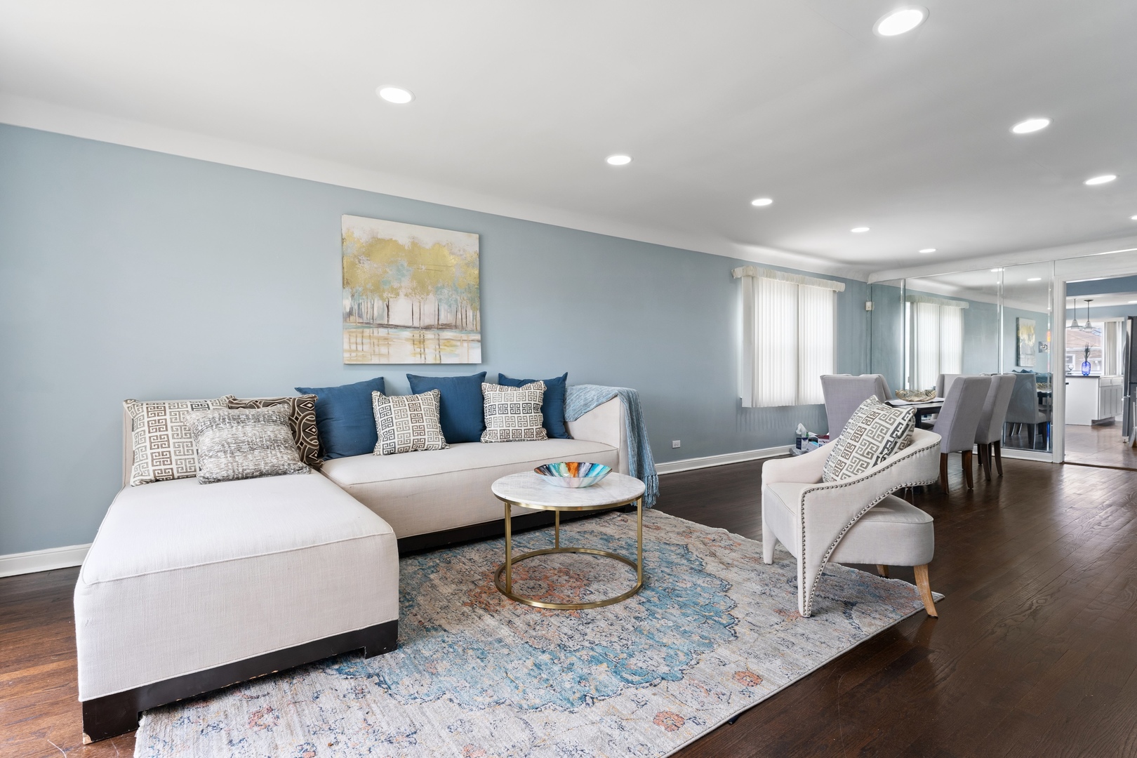 8914 S Chappel Avenue