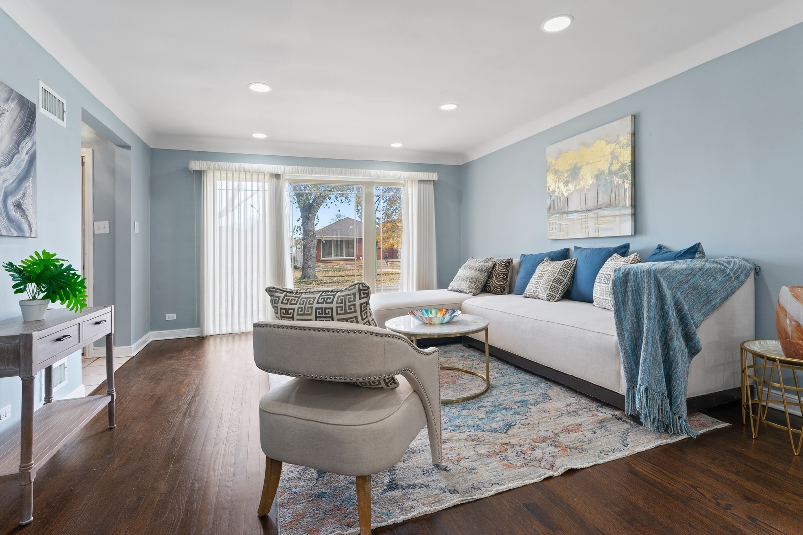 8914 S Chappel Avenue