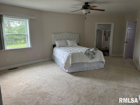 Tiny photo for 14290 E WINDSONG Road, Mt Vernon, IL 62864 (MLS # EB458868)