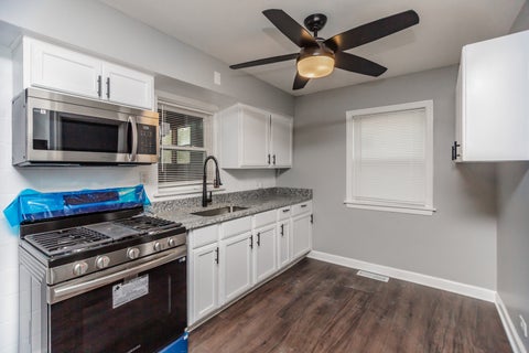 Tiny photo for 8500 S Prairie Avenue, Chicago, IL 60619 (MLS # 12714893)