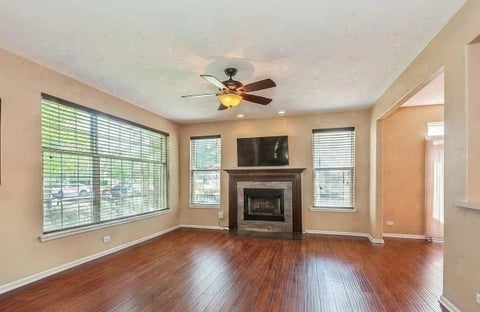 Tiny photo for 9411 Fountain Point Circle, Darien, IL 60561 (MLS # 12769192)