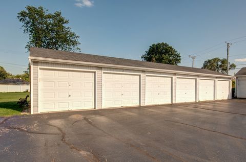 Tiny photo for 1114 Ingalls Avenue #1-A, Joliet, IL 60435 (MLS # 12471123)