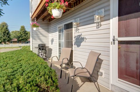 Tiny photo for 1114 Ingalls Avenue #1-A, Joliet, IL 60435 (MLS # 12471123)