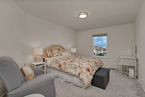 Tiny photo for 5815 Fairview Lane, Hoffman Estates, IL 60192 (MLS # 12465954)