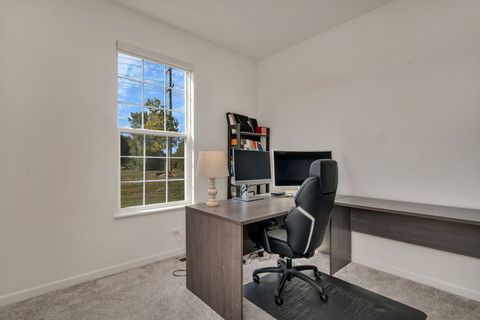 Tiny photo for 5815 Fairview Lane, Hoffman Estates, IL 60192 (MLS # 12465954)