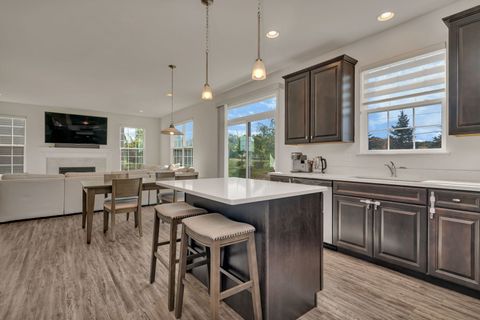 Tiny photo for 5815 Fairview Lane, Hoffman Estates, IL 60192 (MLS # 12465954)