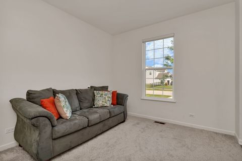 Tiny photo for 5815 Fairview Lane, Hoffman Estates, IL 60192 (MLS # 12465954)