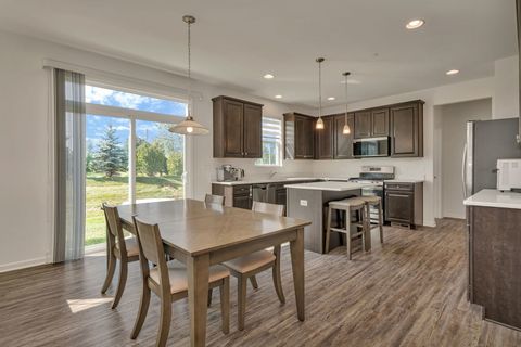 Tiny photo for 5815 Fairview Lane, Hoffman Estates, IL 60192 (MLS # 12465954)