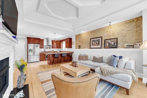 Tiny photo for 3933 N Marshfield Avenue #3S, Chicago, IL 60613 (MLS # 12620836)