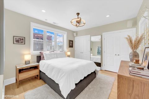 Tiny photo for 3933 N Marshfield Avenue #3S, Chicago, IL 60613 (MLS # 12620836)